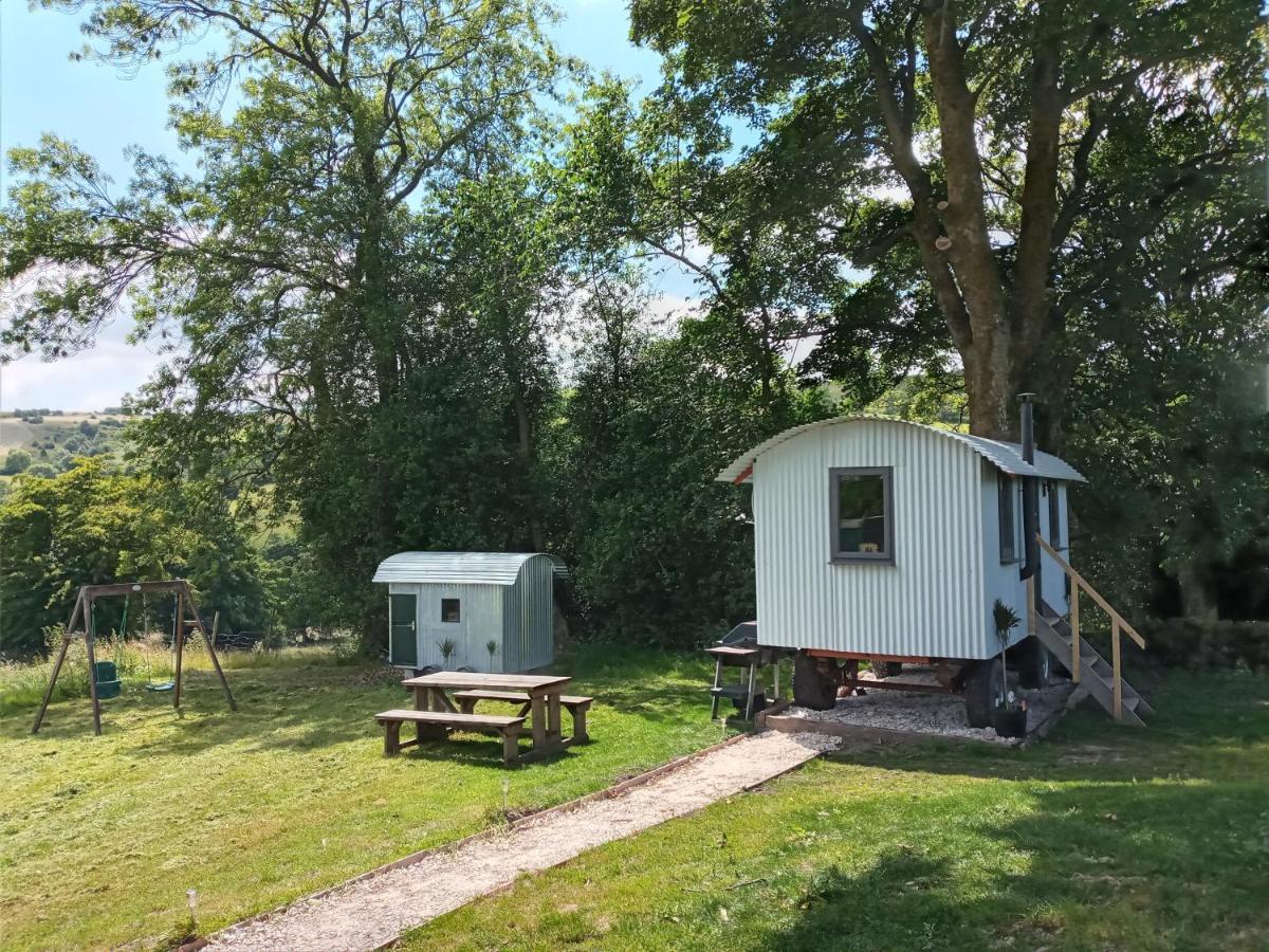 Orchard Meadow Shepherd Huts Leek-Buxton-Ashbourne Upper Elkstone Exterior photo